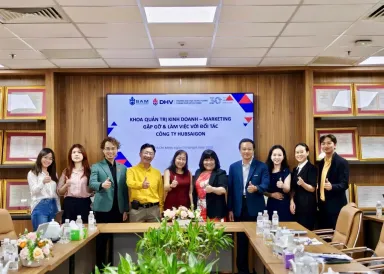 DHV - Trường Đại Học Hùng Vương TPHCM