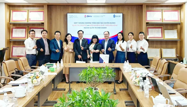 DHV - Trường Đại Học Hùng Vương TPHCM