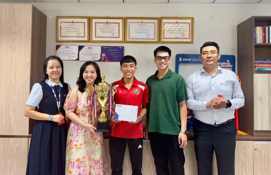 DHV - Trường Đại Học Hùng Vương TPHCM